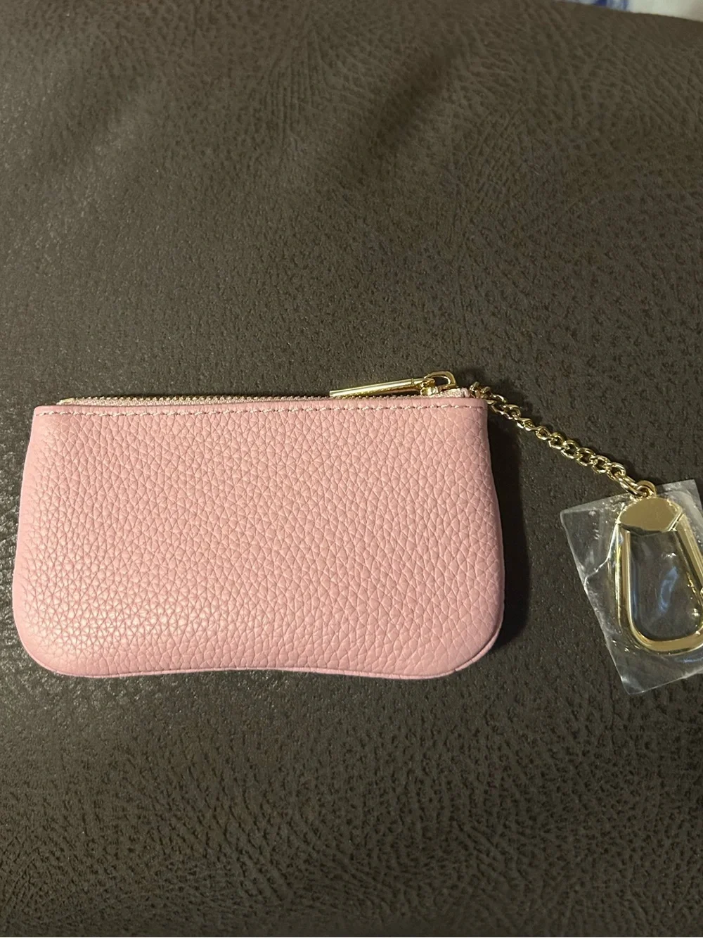 NWOT Dress Up Your Purse Togo Leather Key Pouch in Dusty Pink/Gold Hardware
